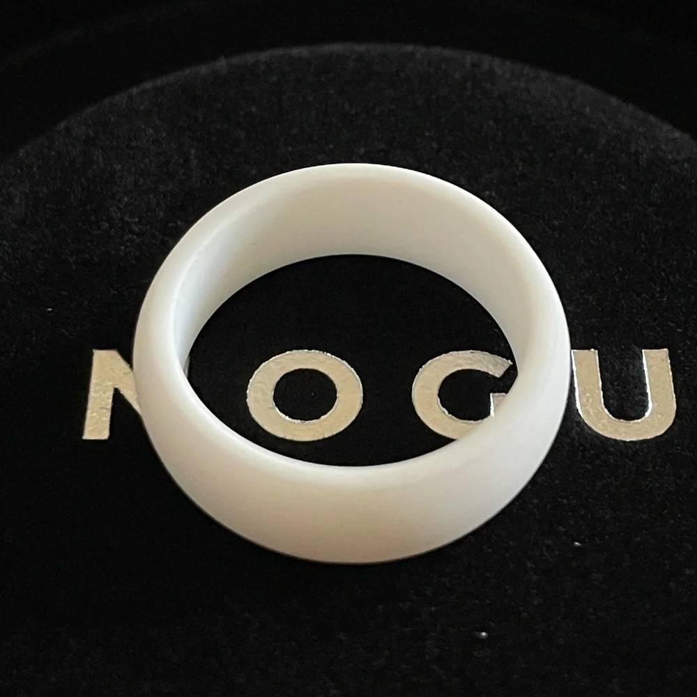 NEW Men’s White Lightweight Silicone Universal Ring (Multiple Sizes)
